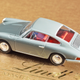 Illustration for article titled Tomica Limited Vintage 1/64 #1 - Projekt RennSport Käfer #4 - 1965 Porsche 911